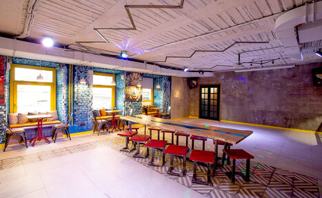 Арендовать Дизайнерский лофт в историческом центре Москвы