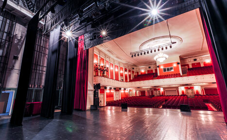 Арендовать Клуб любителей КВН «Скворечник»