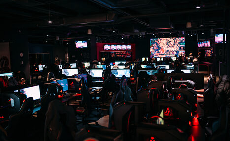 Арендовать WINSTRIKE Arena - киберспортивный комплекс