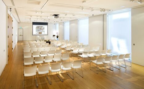 Арендовать The Goldsmiths' Centre Exhibition Room