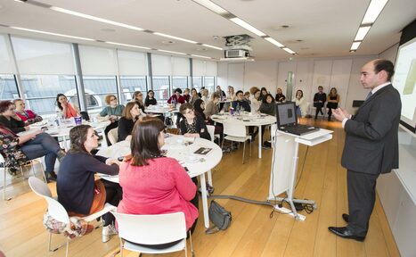 Арендовать Agas Harding Conference Room