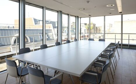 Арендовать Agas Harding Boardroom 