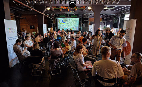 Арендовать Оборудованный лофт со сценой