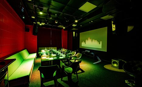 Арендовать Лофт в торговом центре