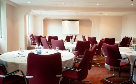 Арендовать Hyde Park Suite