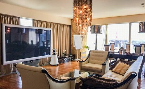 Арендовать Crystal Ballroom VIP-переговорная в Москва Сити