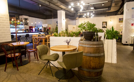 Арендовать Кафе-бар Подъезд