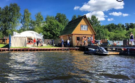 Арендовать MosWake. Летняя площадка для загородных мероприятий 