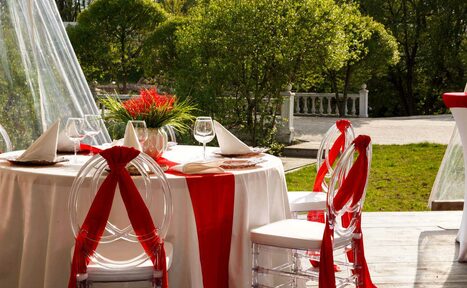 Арендовать Шатер у воды от компании WEDDINGSFERA