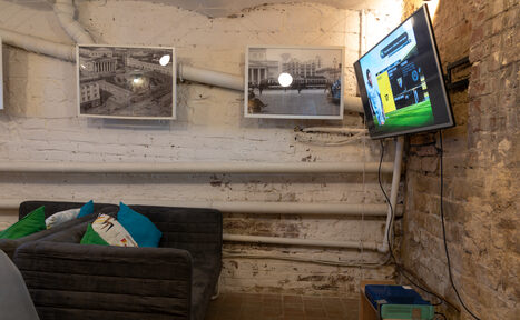 Арендовать CheckPoint Лофт для игр в приставки в центре Москвы