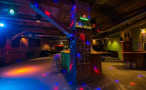 Арендовать Лофт-клуб в центре города