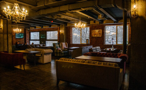 Арендовать World Lounge