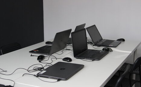 Арендовать MyAcademy Маленькая аудитория