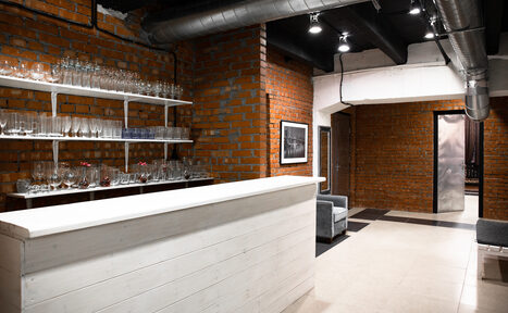 Арендовать Бизнес-центр Новослободский Лофт декорированный кирпичом