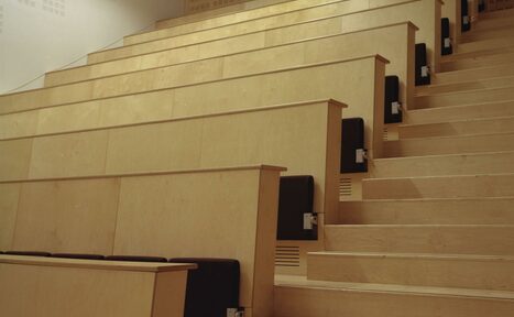 Арендовать Lecture Theatre at Laban Building