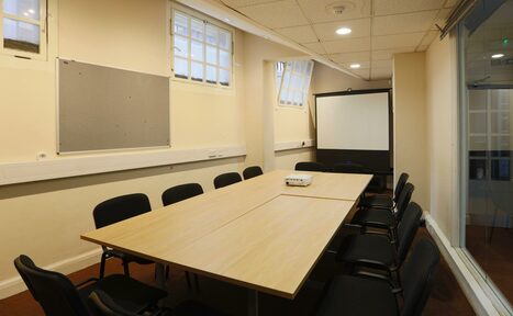 Арендовать Courtyard Room at London Jesus Centre