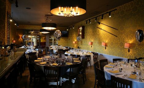 Арендовать Whole venue at Davy's at Canary Wharf