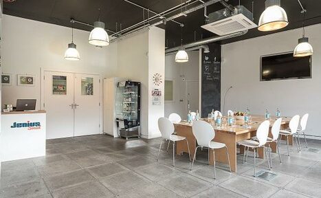 Арендовать Whole Venue at Jenius Social