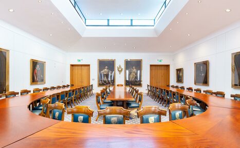 Арендовать Court Room at Haberdashers' Hall