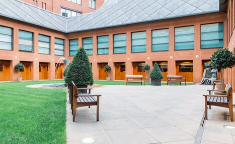 Арендовать Courtyard and Orangery at Haberdashers' Hall