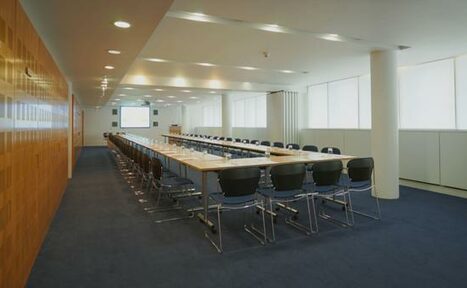 Арендовать Invision Suite 1 at Congress Centre