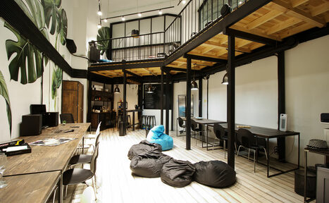 Арендовать Telegraph Hall Двухуровневый лофт в центре города