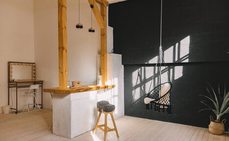 Арендовать Come In Loft. Белый лофт в скандинавском стиле