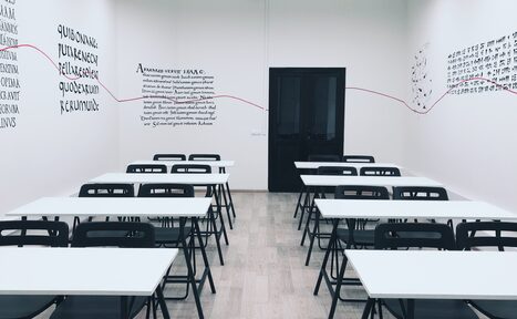 Арендовать KES Rooms. Большой зал для обучающих мероприятий