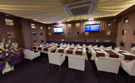 Арендовать VIP-зал караоке