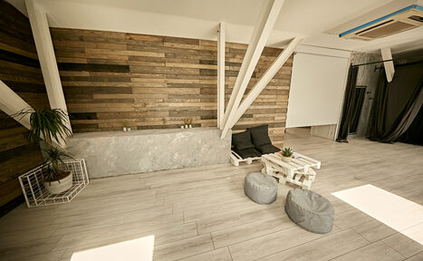 Арендовать Мансарда в центре города для деловых мероприятий