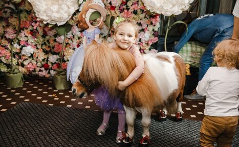 Арендовать Ресторан Владивосток. Банкетный зал с элегантным убранством