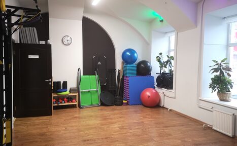 Арендовать Зал со шведской стенкой