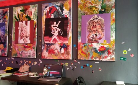 Арендовать Лофт для вечеринок с барной стойкой