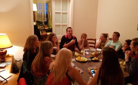 Арендовать Креативный лофт и тайм-кафе CODE 505