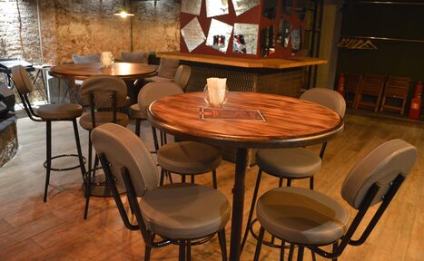 Арендовать Бар "КвARTирник"