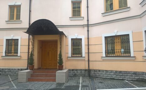 Арендовать Академия развития Личности Кабинет с большим овальным столом