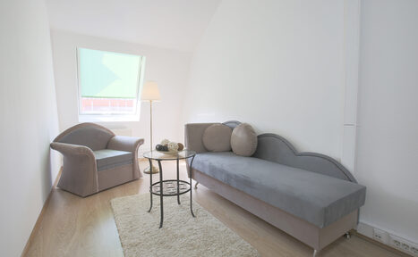 Арендовать Кабинет с кушеткой