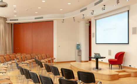 Арендовать Аудиториум Зал для лекций и презентаций