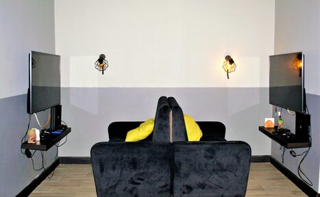 Арендовать Лофт-кальянная с игровыми приставками