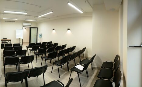 Арендовать Уник Зал с оборудованием