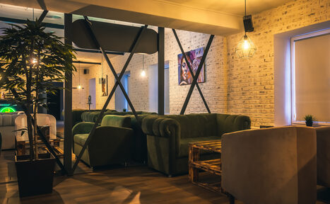 Арендовать Лаунж-бар Friends place в центре