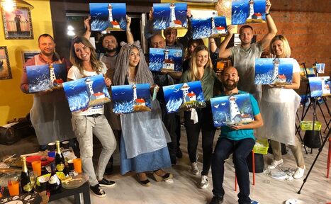 Арендовать Art -studio Яркий лофт с выходом на крышу