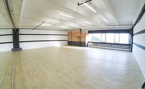 Арендовать JamTown Светлый тренинг-зал в стиле лофт