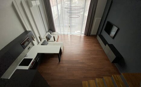 Арендовать Уникальное стильное 2-х уровневое пространство 