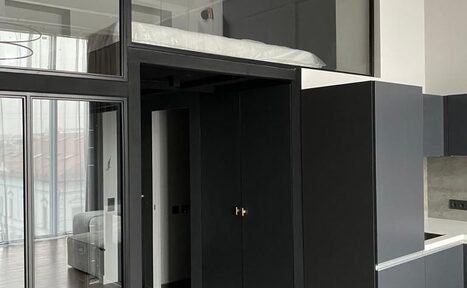 Арендовать IQ апартаменты Двухуровневый лофт с панорамными окнами