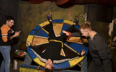 Арендовать Не тот цирк. Лофт с экзотическим интерьером