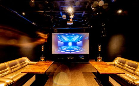 Арендовать Караоке Лофт-студия в ТЦ