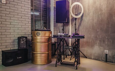 Арендовать Стильный лофт с отдельным входом