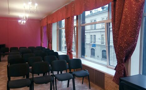 Арендовать Уютный концертный зал