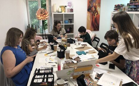 Арендовать Светлый зал для творческих встреч, мастер-классов